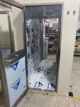 食品廠電子廠不銹鋼風淋室定制加工